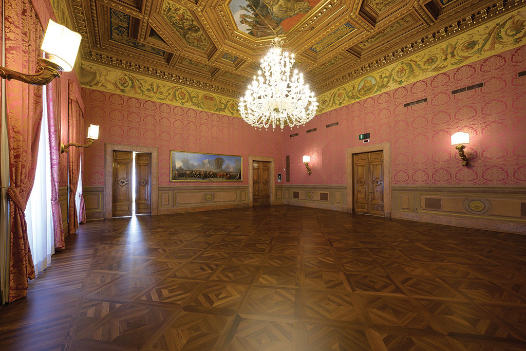 Sala rossa Palazzo Cipolla - Fondazione Roma
