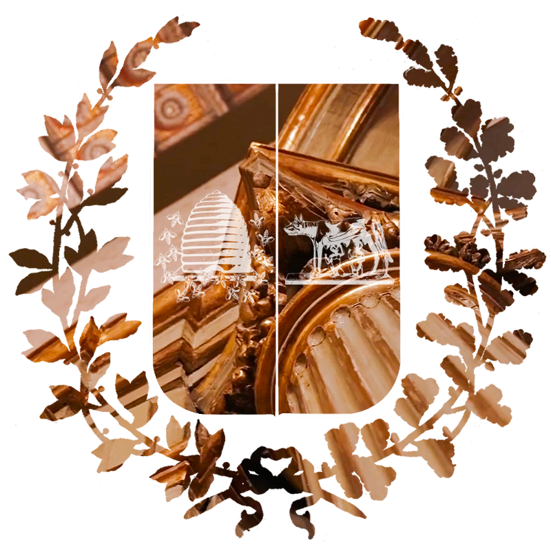 Mask column in the exhibition hall - Fondazione Roma